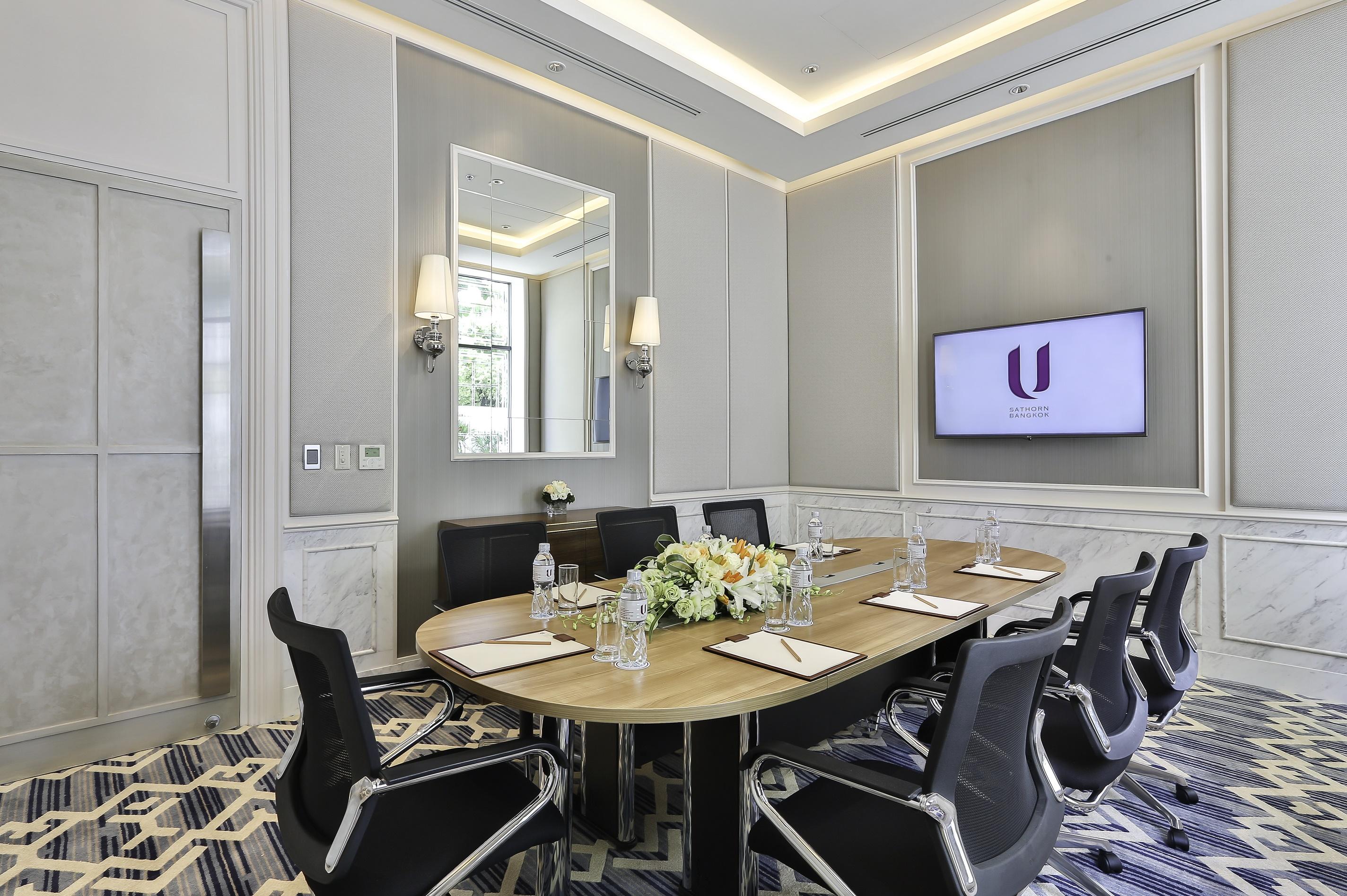 U Sathorn Bangkok Hotel Exterior photo
