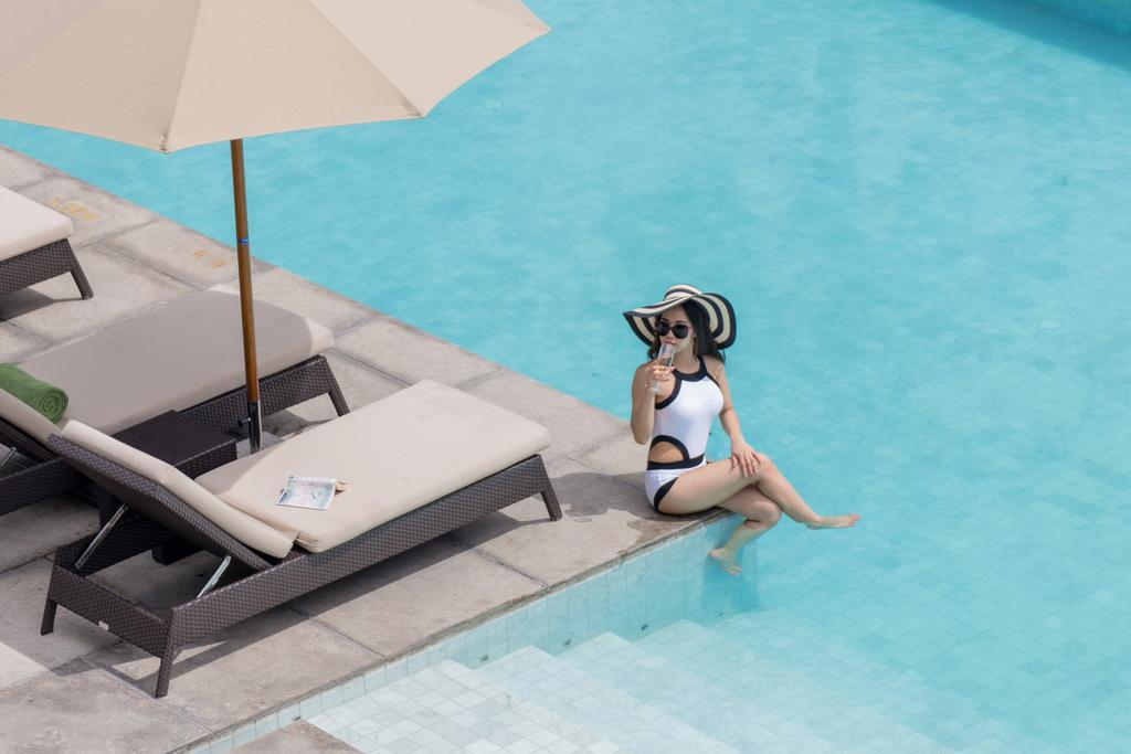 U Sathorn Bangkok Hotel Exterior photo