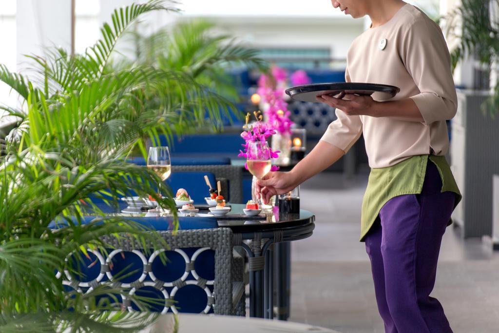 U Sathorn Bangkok Hotel Exterior photo